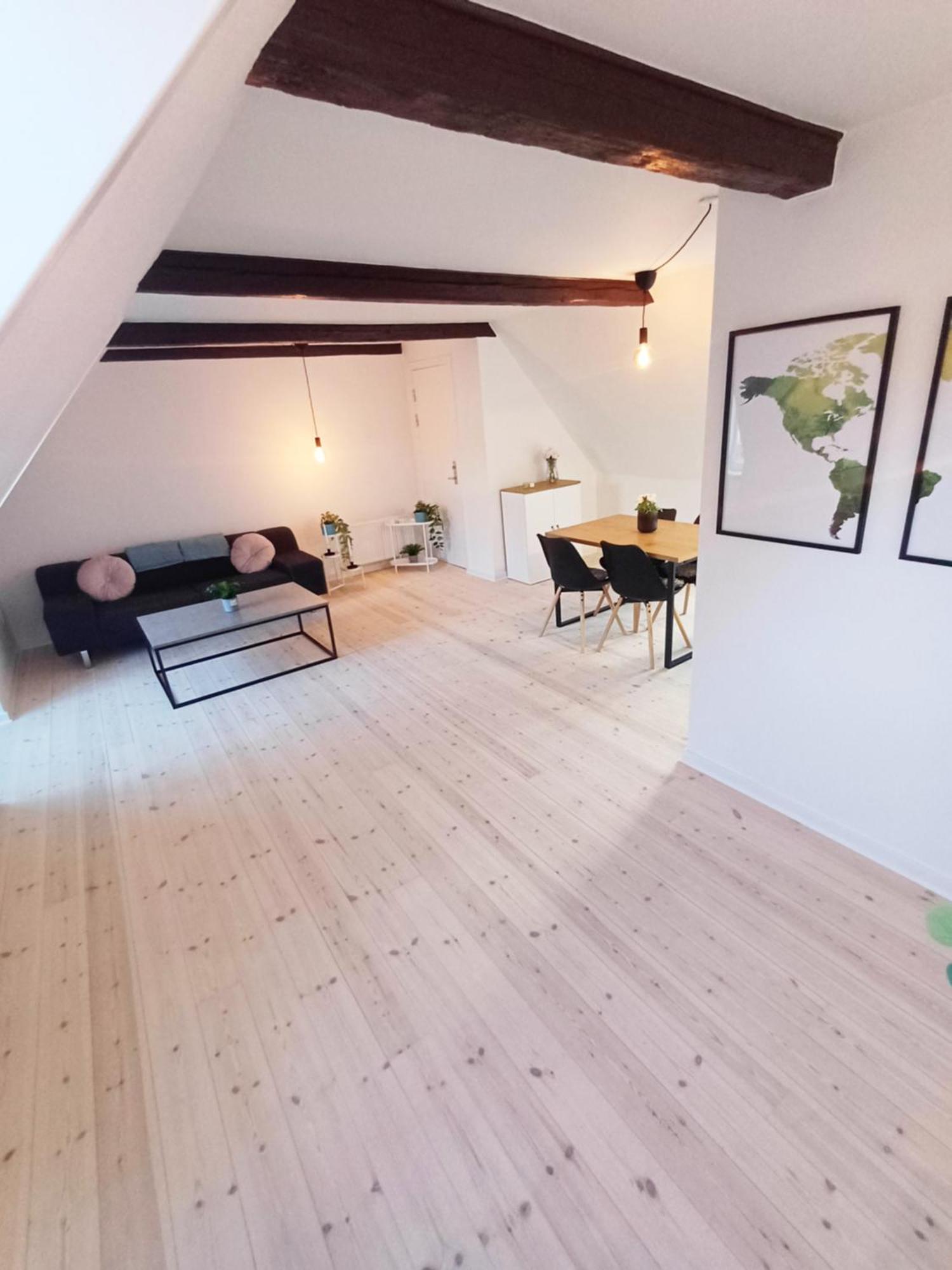Beautiful 2 Bedroom Apartment Center Of City Randers Extérieur photo